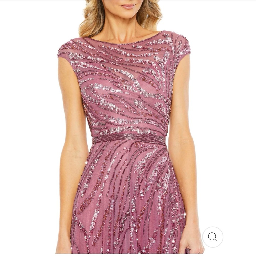 Mac Duggal CAP SLEEVE EMBELLISHED EVENING GOWN Color Plum Size 12